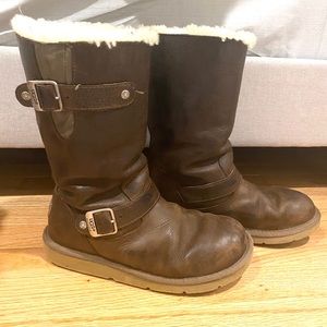 UGG womens brown leather boots Sz 7